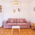 Apartman Enalia *