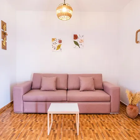 شقة Enalia أموبي