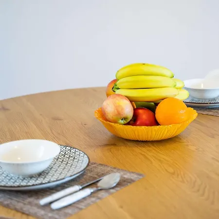 Enalia דירה אמופי