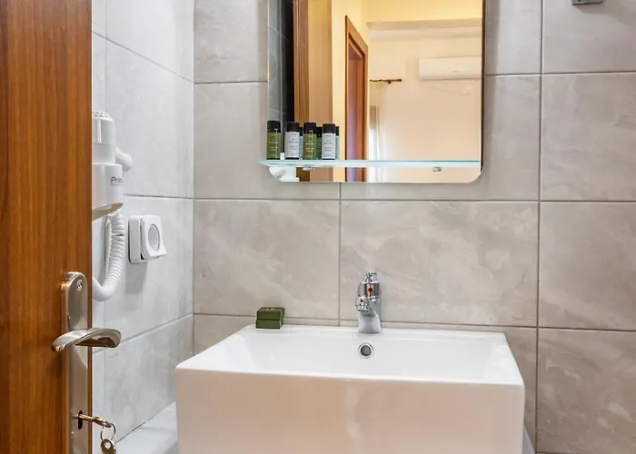 Enalia شقة أموبي