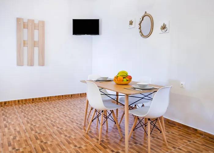 شقة Enalia أموبي